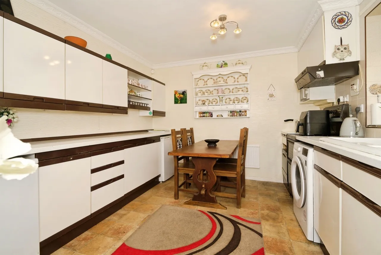 Smithies Lane, Barnsley, S71, photo 5