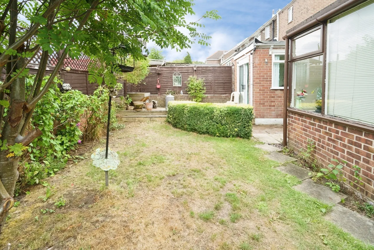 Smithies Lane, Barnsley, S71, photo 19