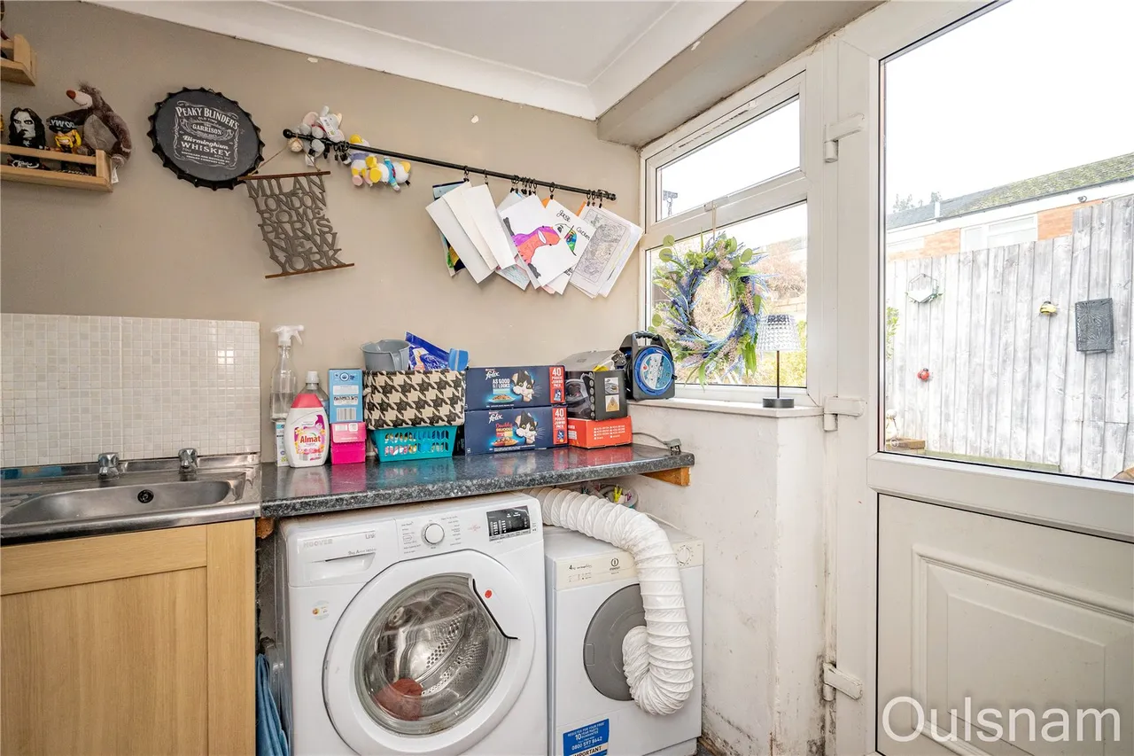 Spenser Walk, Catshill, Bromsgrove, Worcestershire, B61 0NE, photo 7