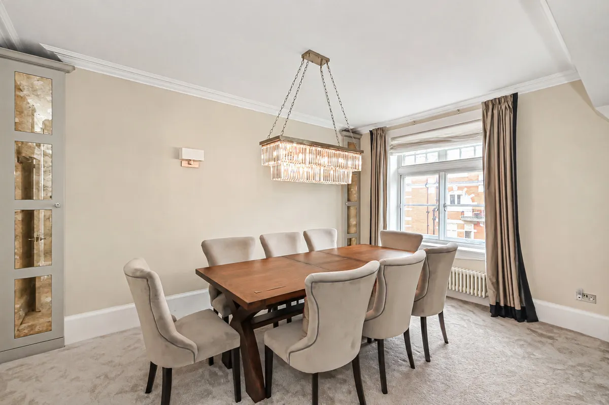 4 bed property to rent, Abingdon Villas, London, W8