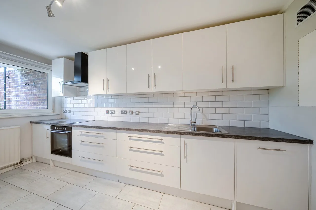 Ingleside Close, BR3, photo 13