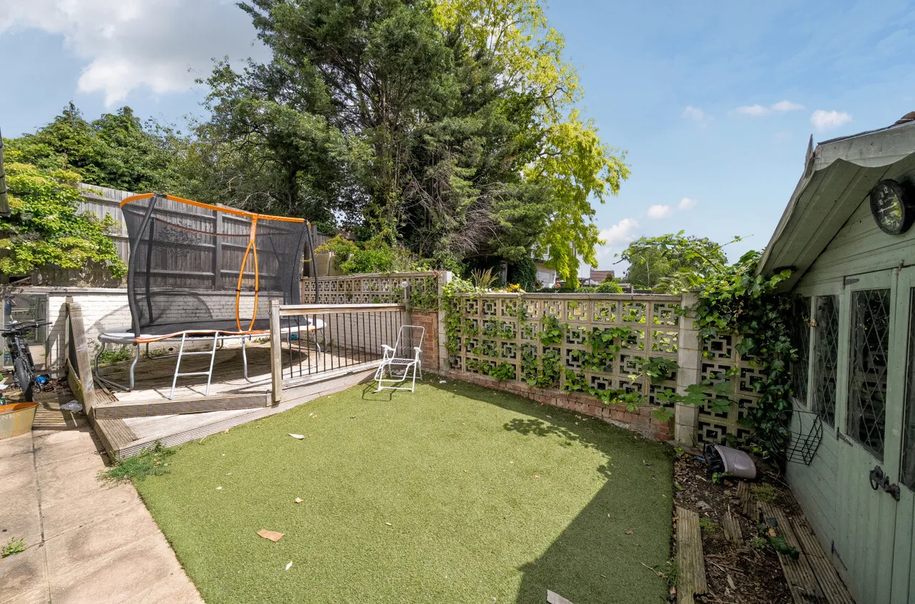 Appledore Avenue, Bexleyheath, DA7, photo 3