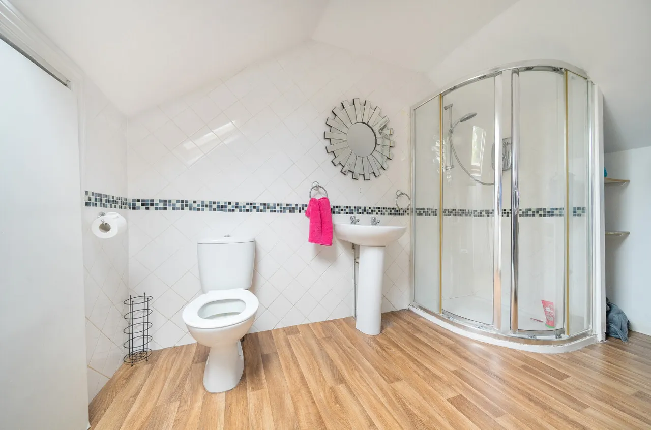 Appledore Avenue, Bexleyheath, DA7, photo 8