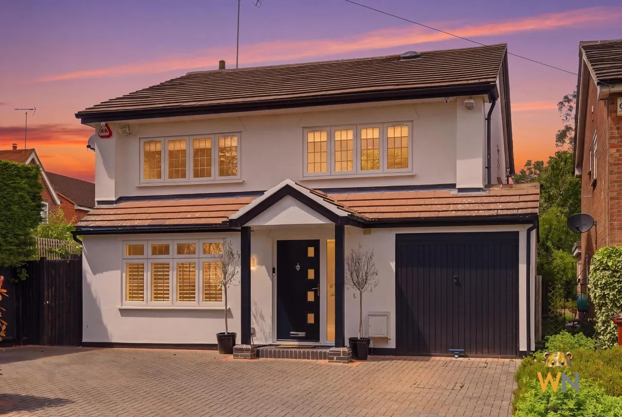 4 bed house for sale, Kilworth Avenue, Shenfield Park, CM15