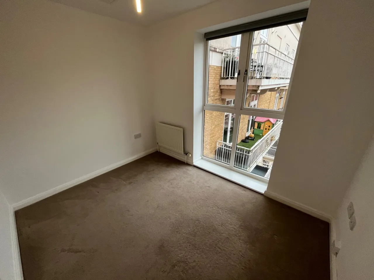 Waterside, Dickens Heath, B90, photo 7