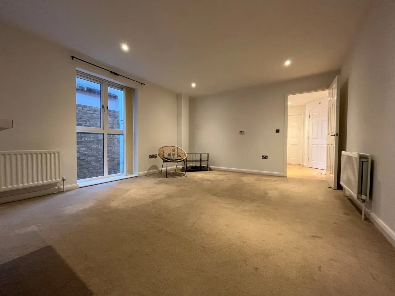 Waterside, Dickens Heath, B90, photo 4