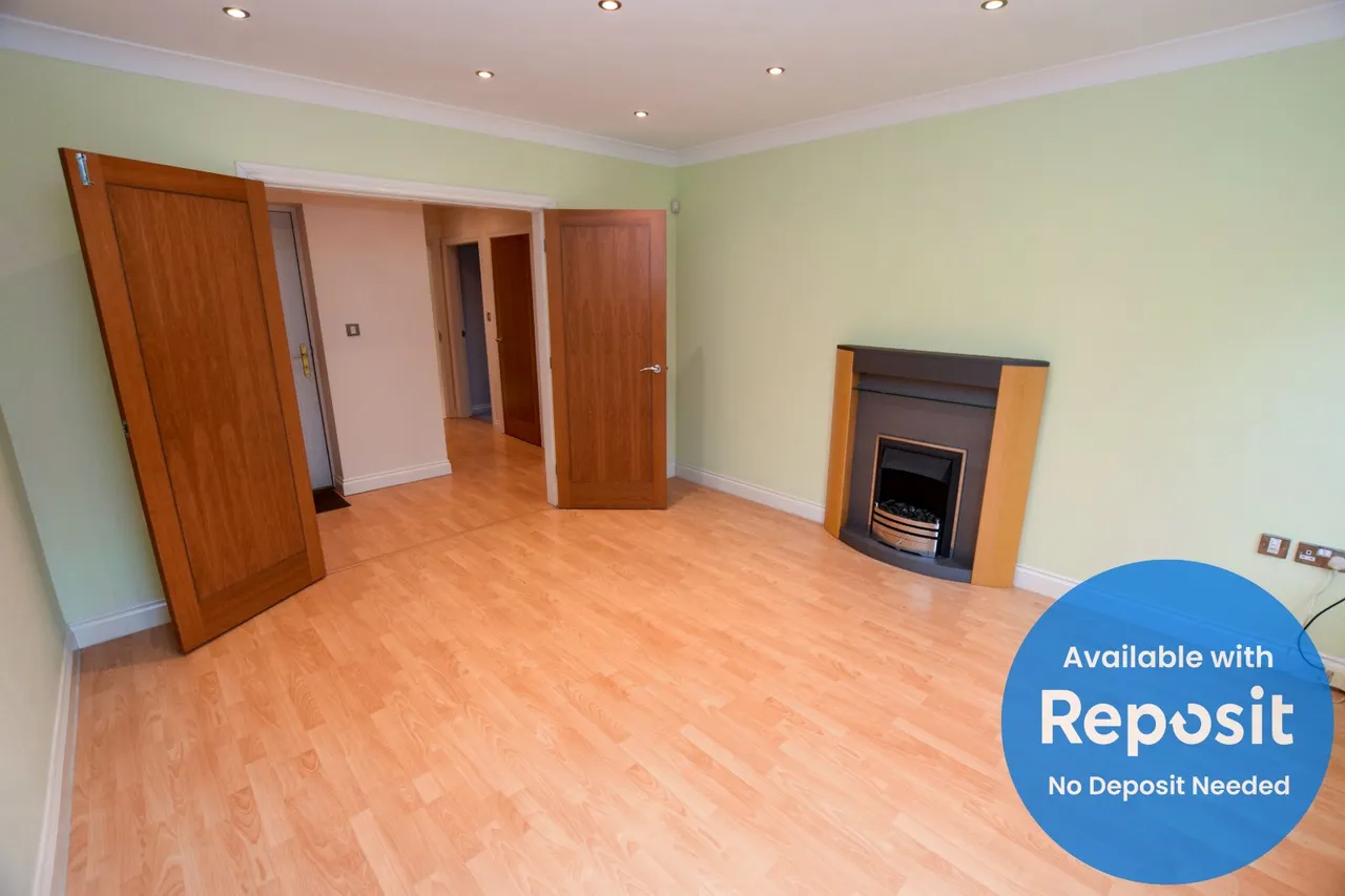 Great Oak Drive, Altrincham, WA15, photo 3
