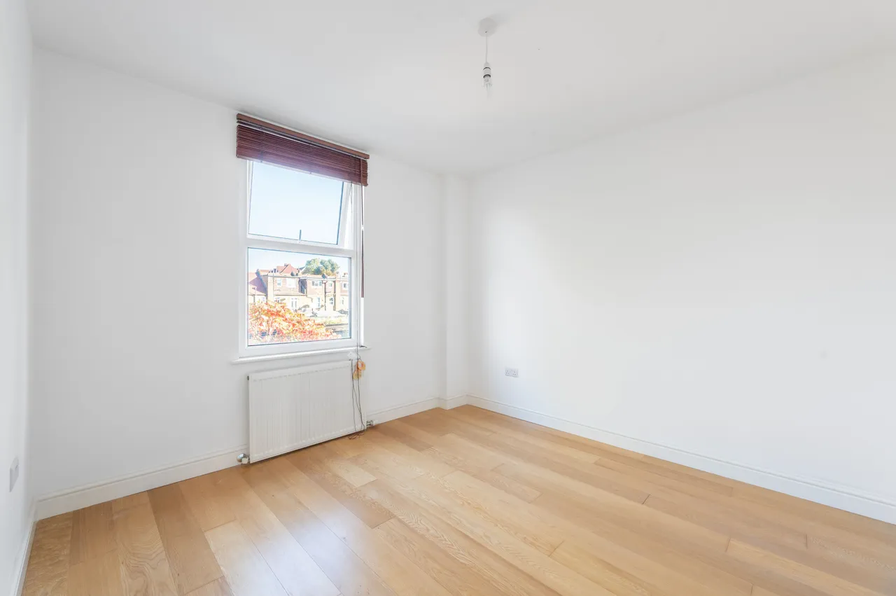54 Ashbourne Road, Mitcham, photo 6