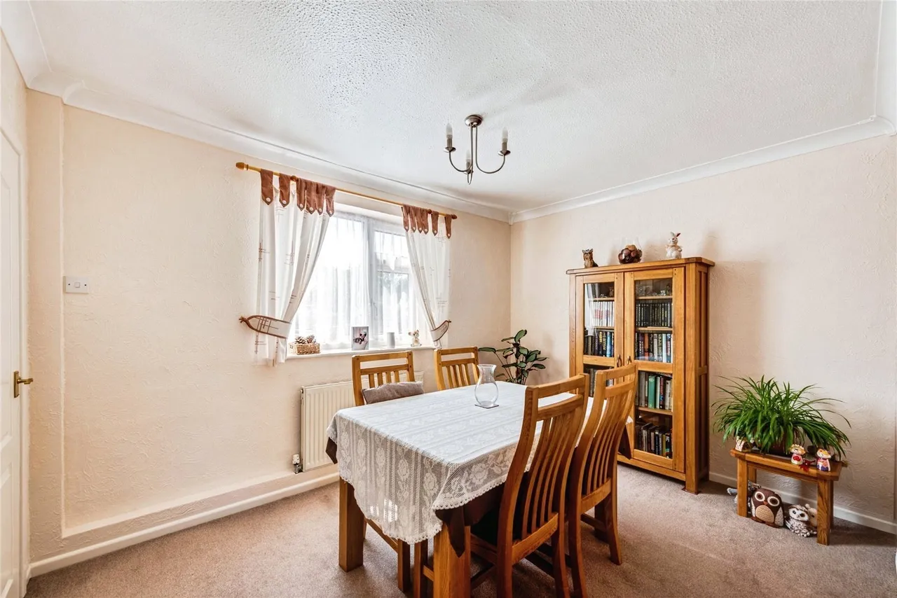 Moredon Road, Swindon, Wiltshire, SN25, photo 7