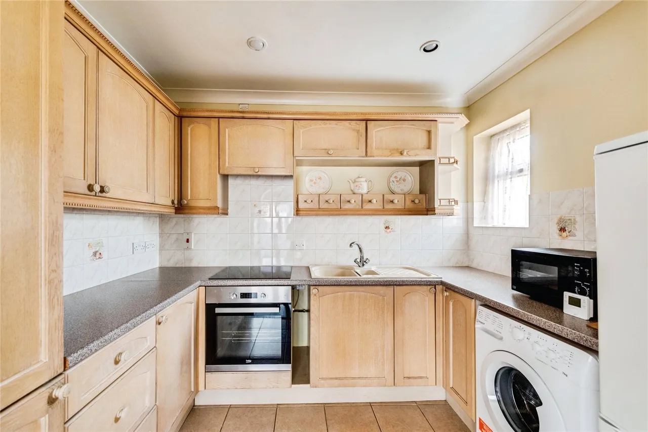 Moredon Road, Swindon, Wiltshire, SN25, photo 22
