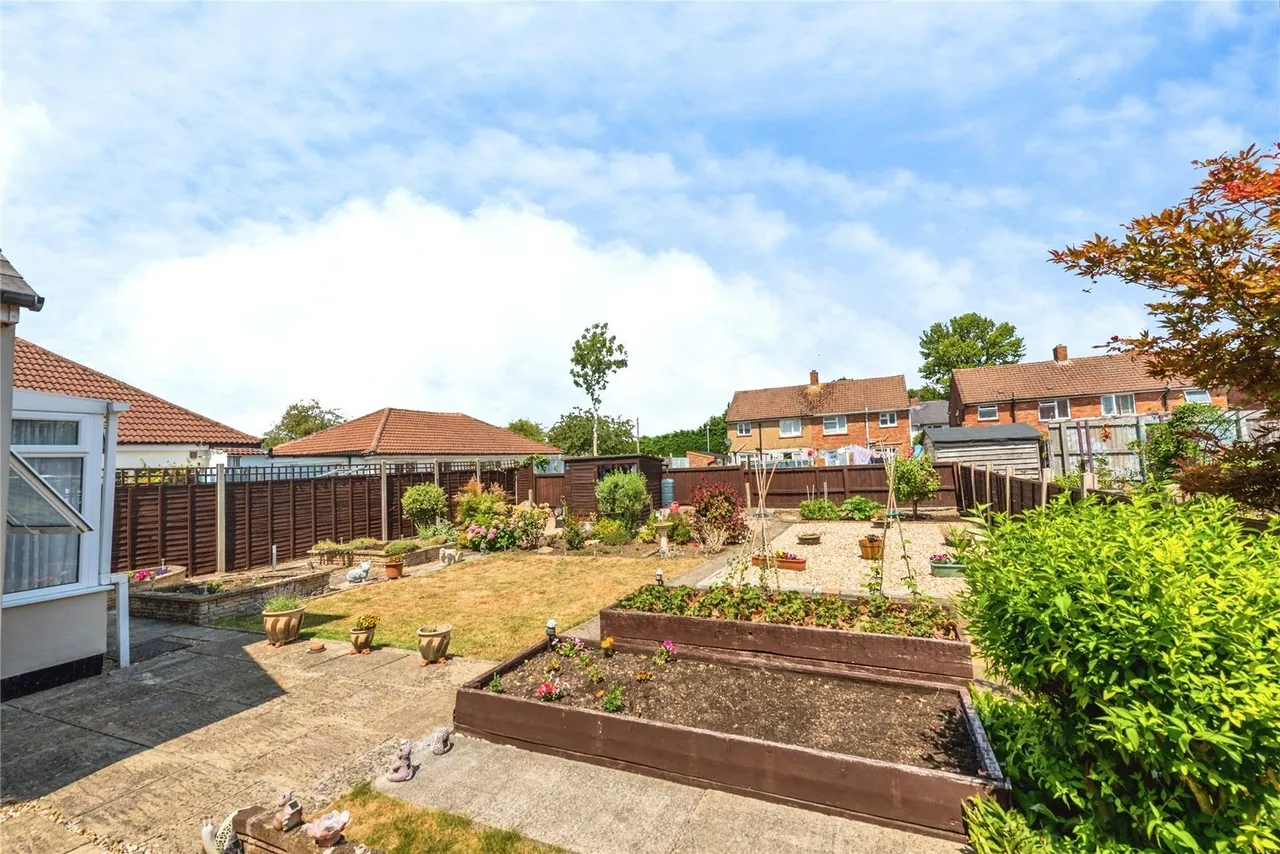 Moredon Road, Swindon, Wiltshire, SN25, photo 14