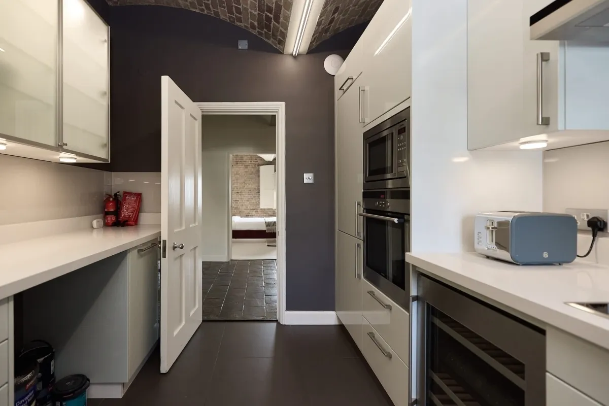 Ivory House, St. Katharine Dock, E1W, photo 6