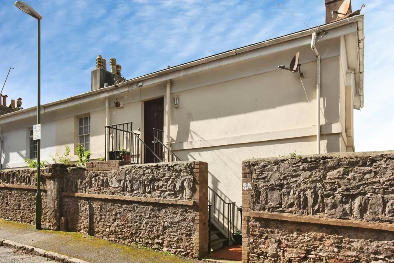 Clifton Terrace, Torquay, TQ1, photo 40