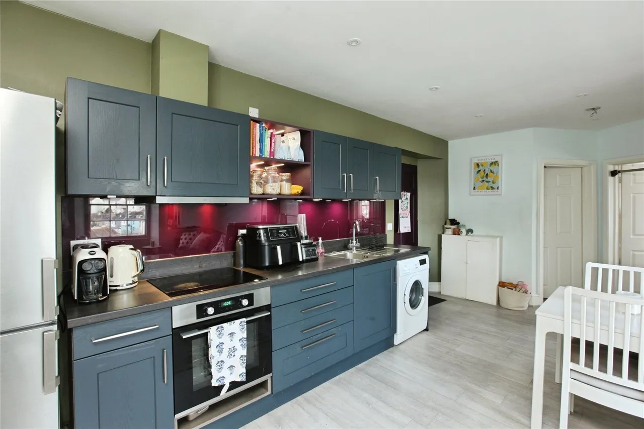 Clifton Terrace, Torquay, TQ1, photo 2