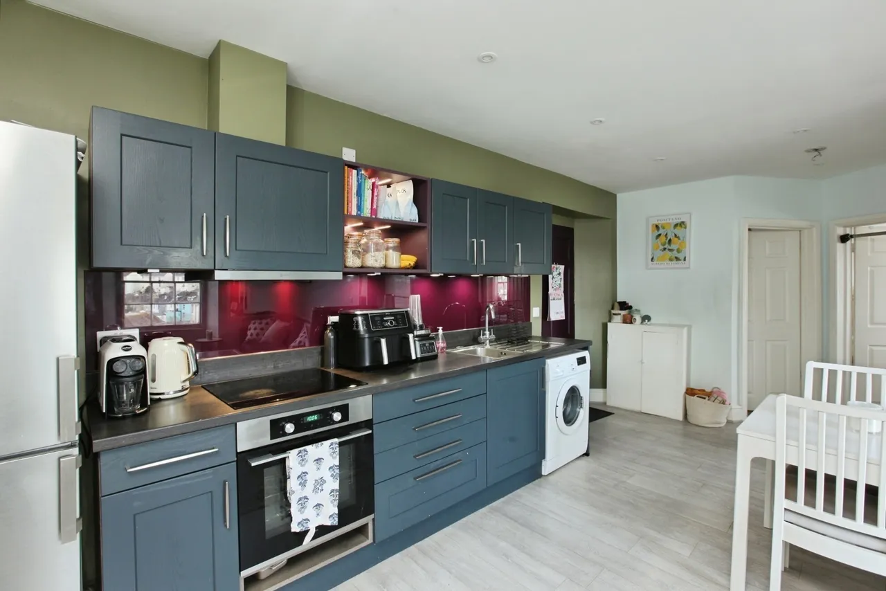 Clifton Terrace, Torquay, TQ1, photo 35
