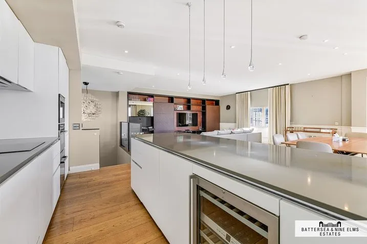 Marshall Street, London, W1F, photo 6