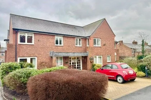 2 bed flat for sale — Wright Lodge, Nantwich, Cheshire, CW5