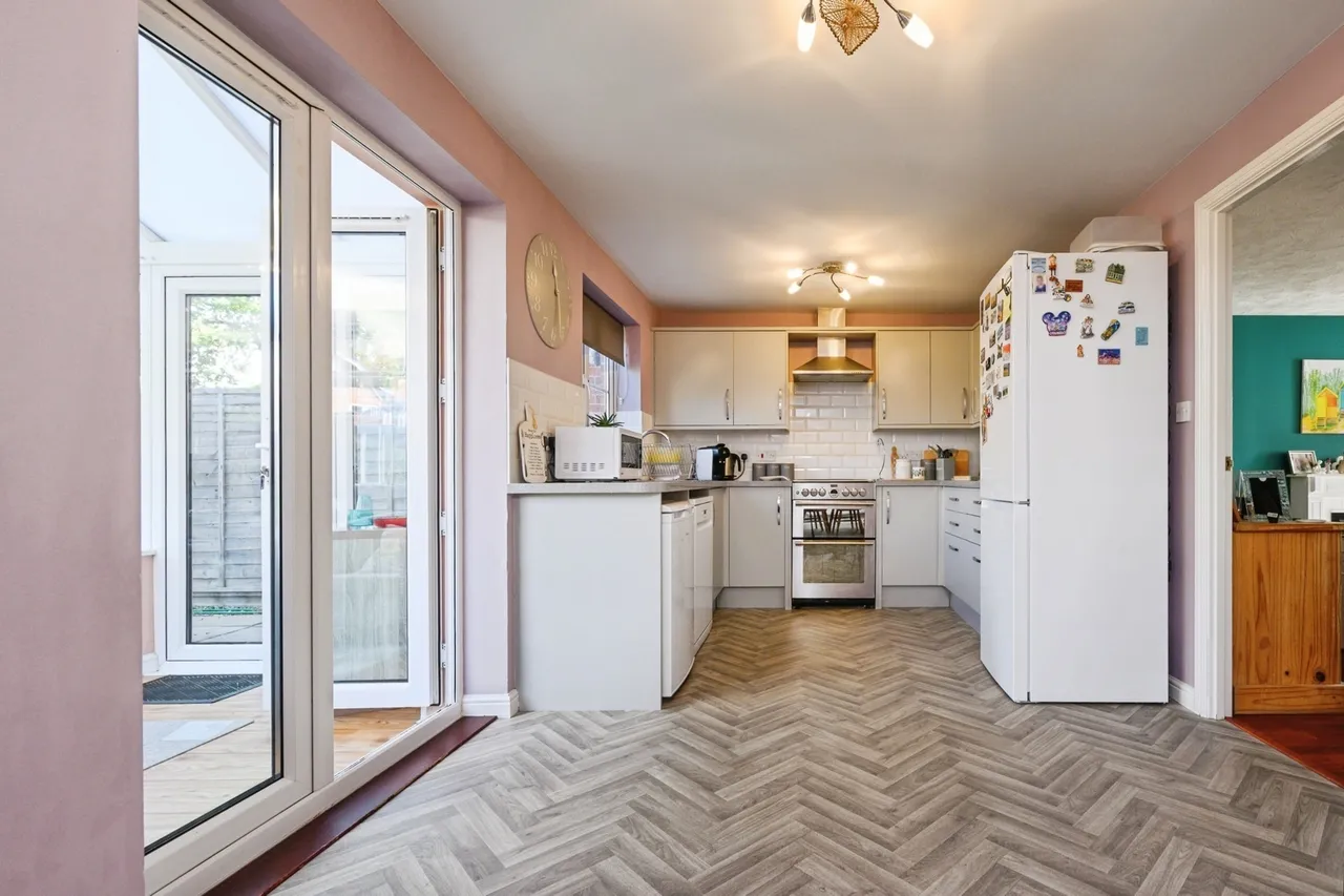 Sapphire Close, Gosport, PO12, photo 14