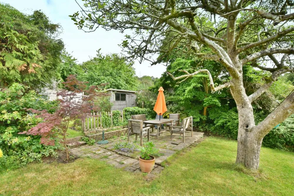 Middlehill Road, Colehill, BH21, photo 28