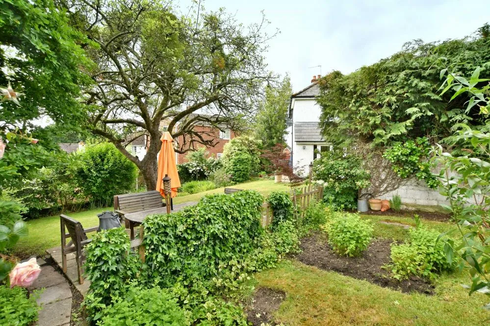 Middlehill Road, Colehill, BH21, photo 30
