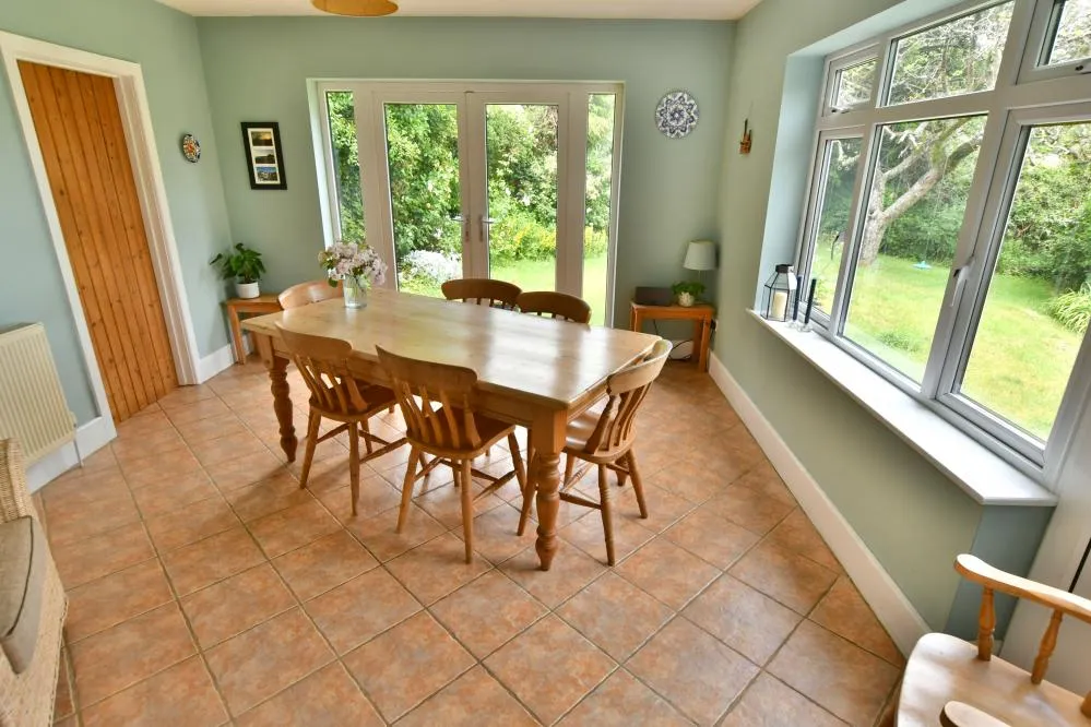 Middlehill Road, Colehill, BH21, photo 7