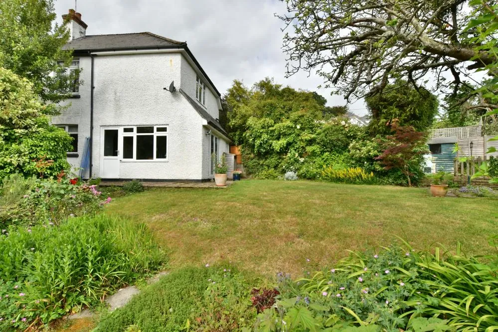 Middlehill Road, Colehill, BH21, photo 25
