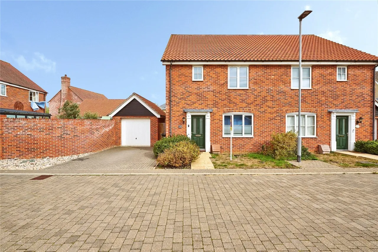 3 bed house for sale, Tayberry Close, Ely, CB6