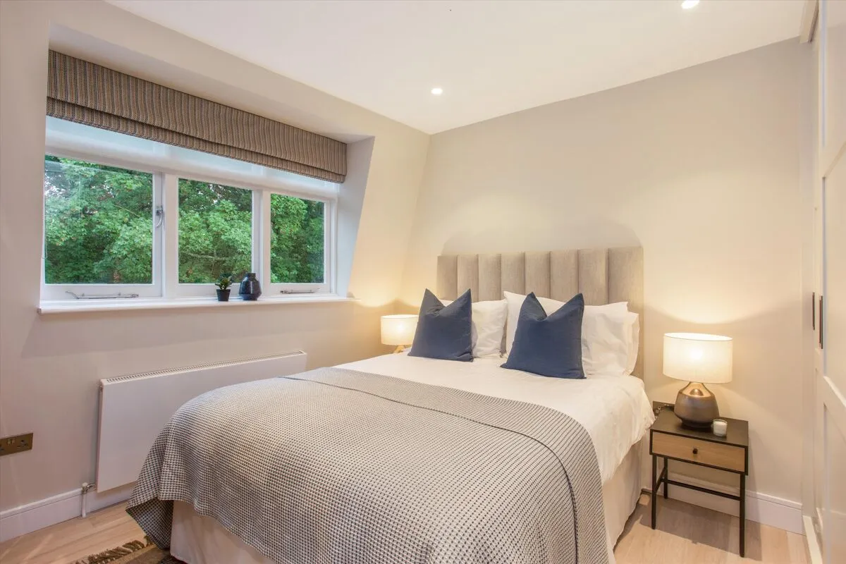 London, NW3, photo 3