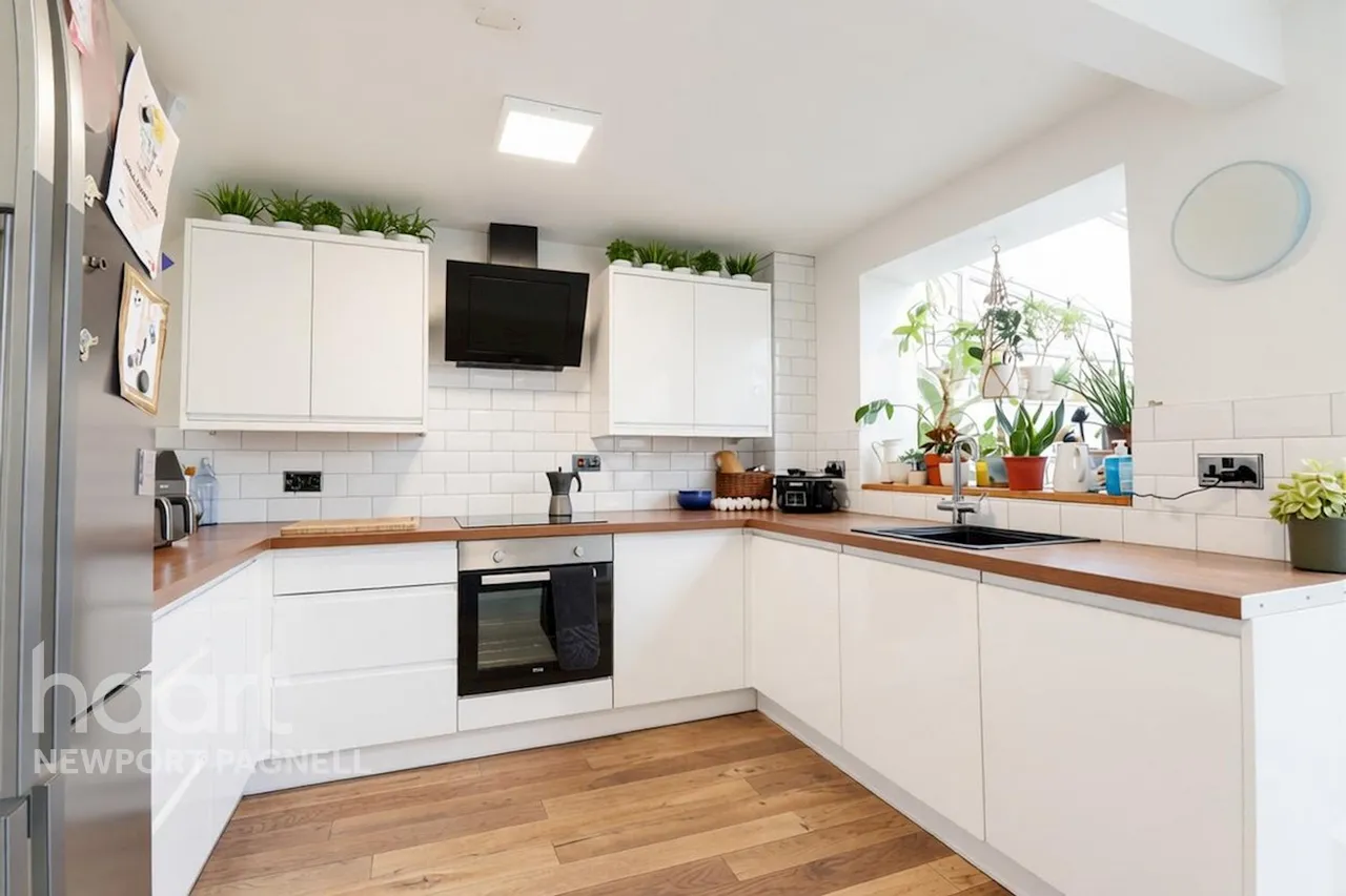 Holland Way, Newport Pagnell, MK16, photo 7