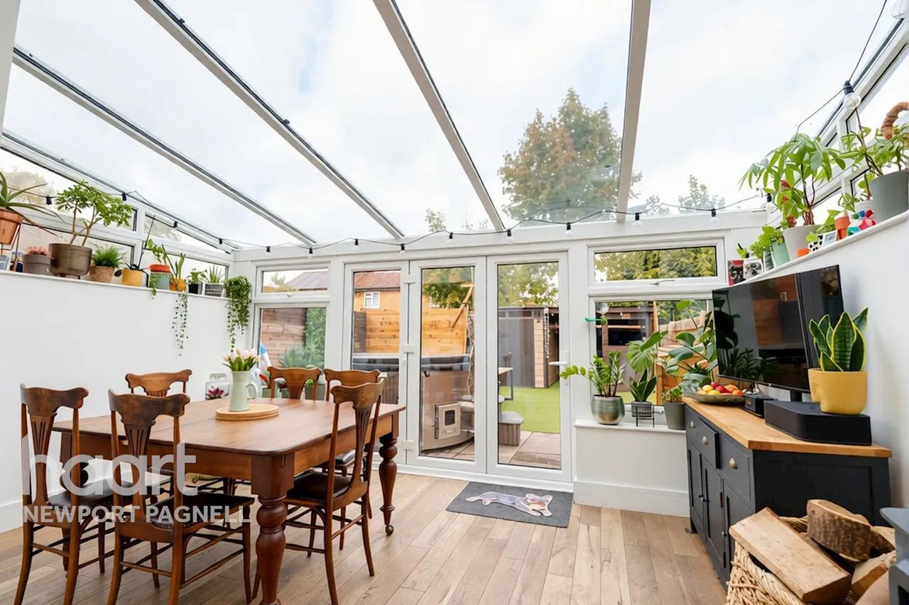 Holland Way, Newport Pagnell, MK16, photo 9