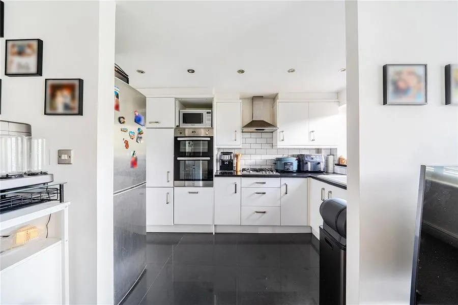 Woodlands Court, Wood Vale, SE23, photo 4