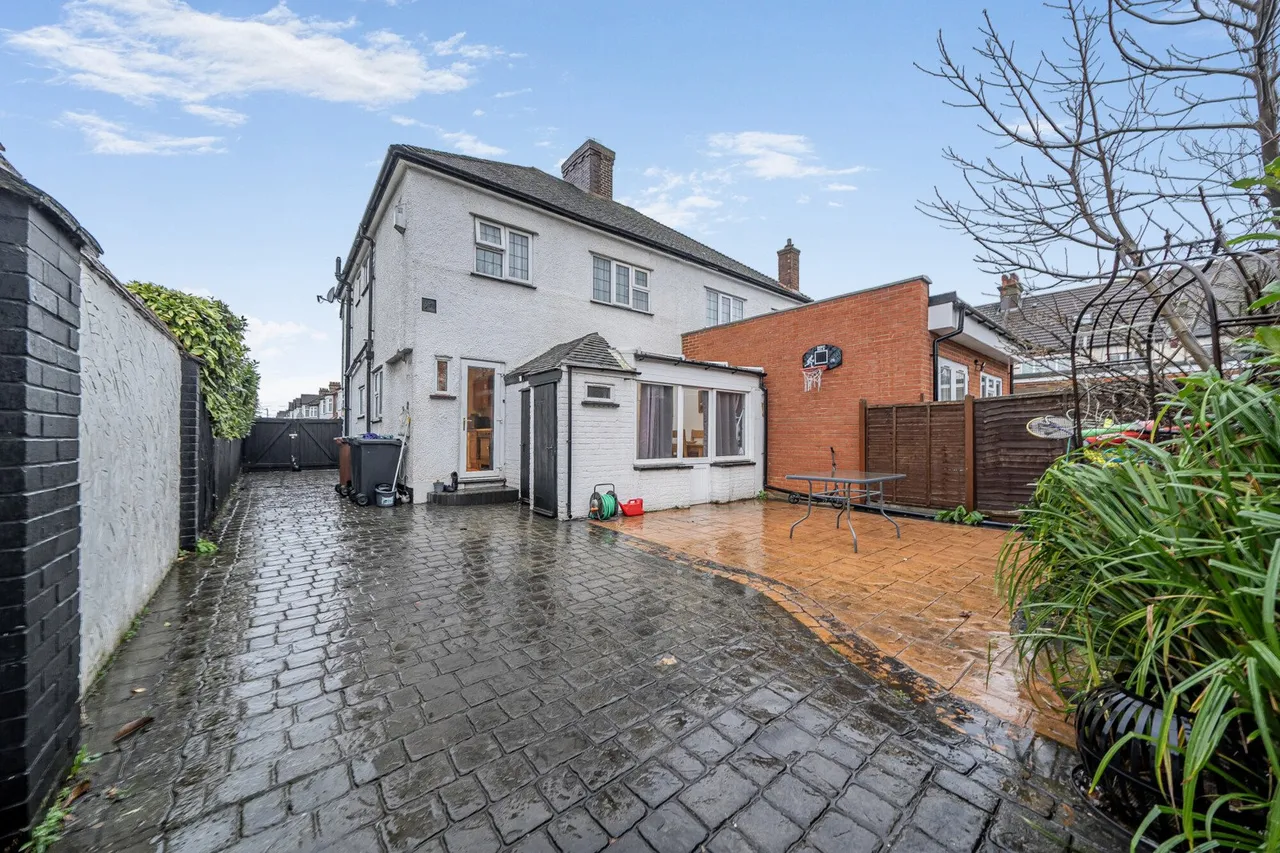 Lennox Road, Kent, DA11, photo 9