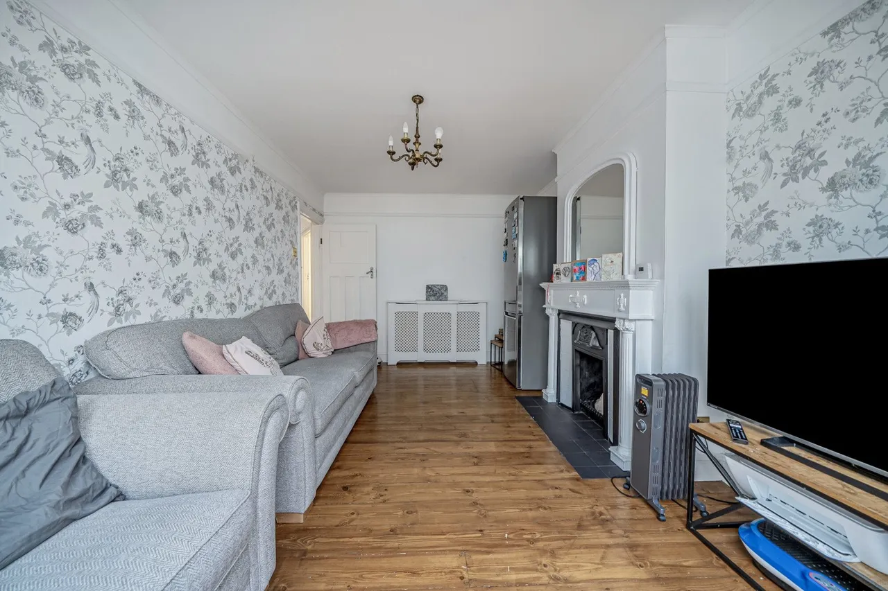 Lennox Road, Kent, DA11, photo 11