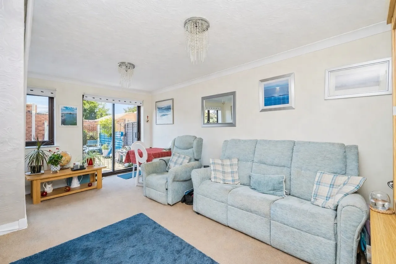 Winchester Way, Totton, SO40, photo 5