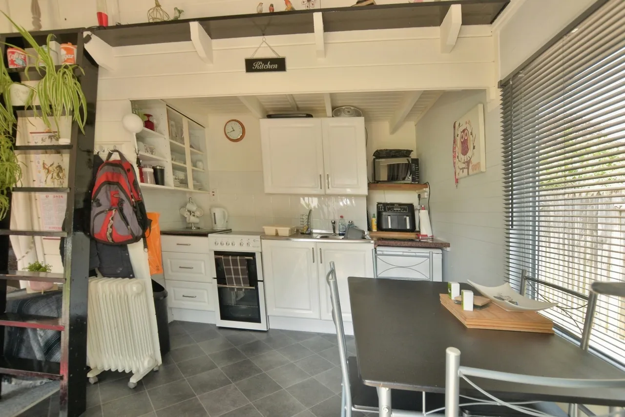 Queens Road, Lydd, Romney Marsh, Kent, TN29, photo 12
