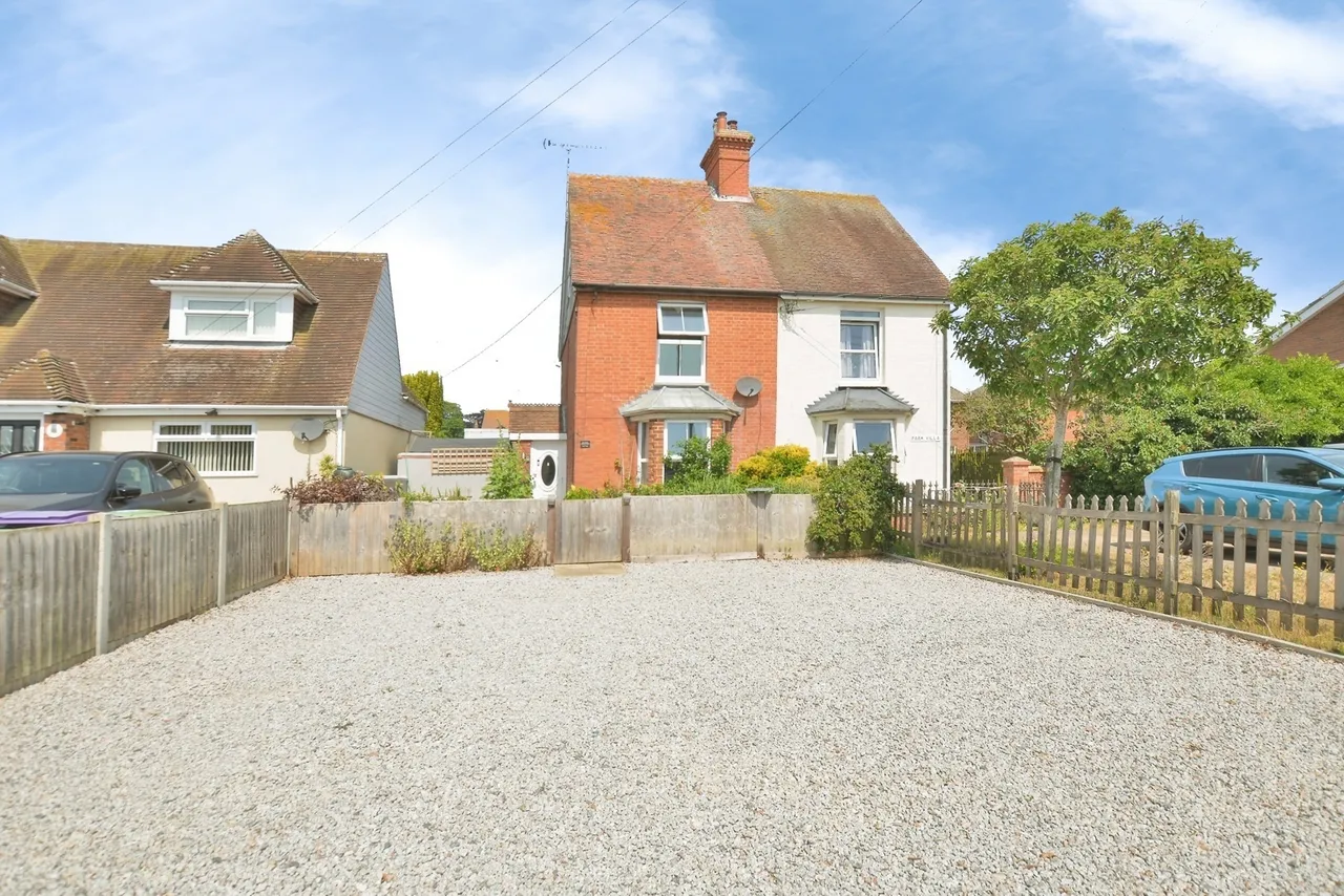 Queens Road, Lydd, Romney Marsh, Kent, TN29, photo 13