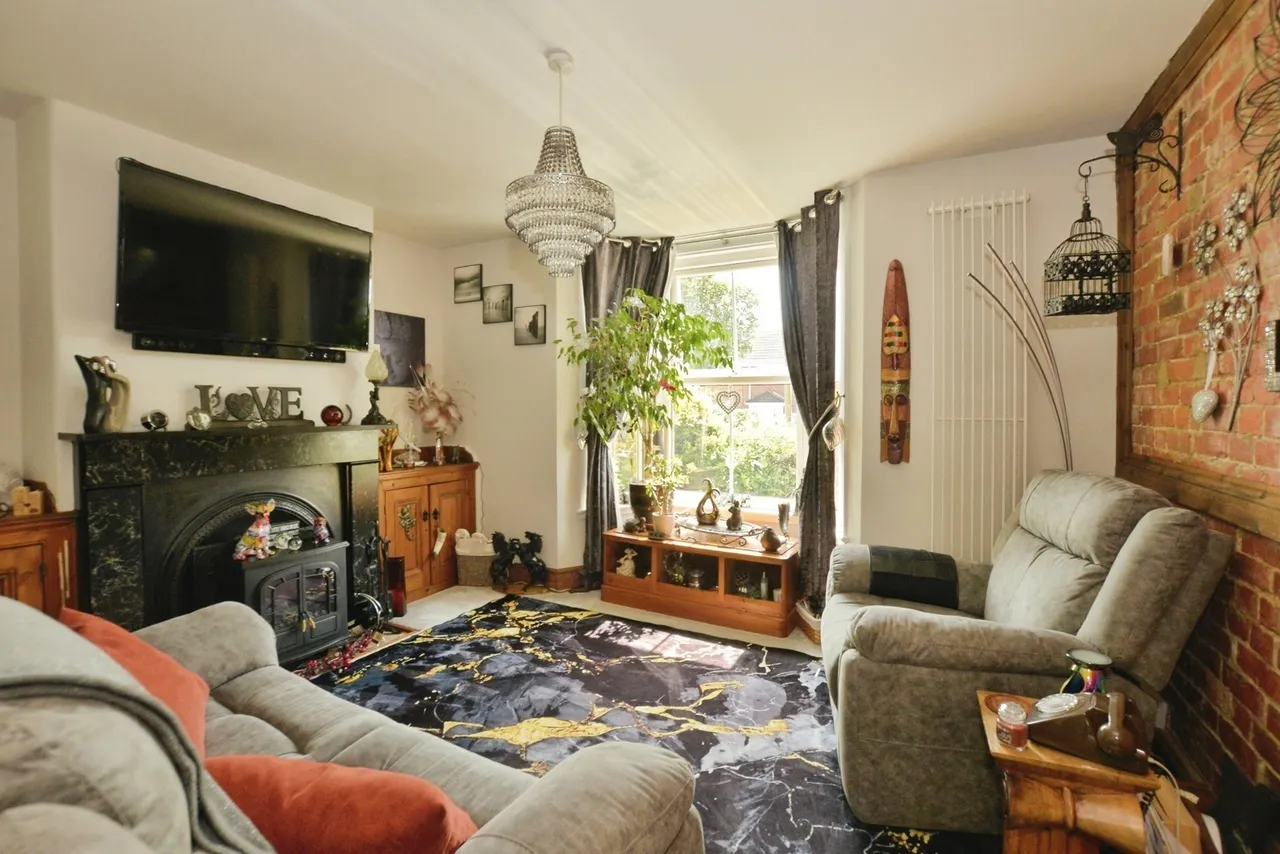 Queens Road, Lydd, Romney Marsh, Kent, TN29, photo 2
