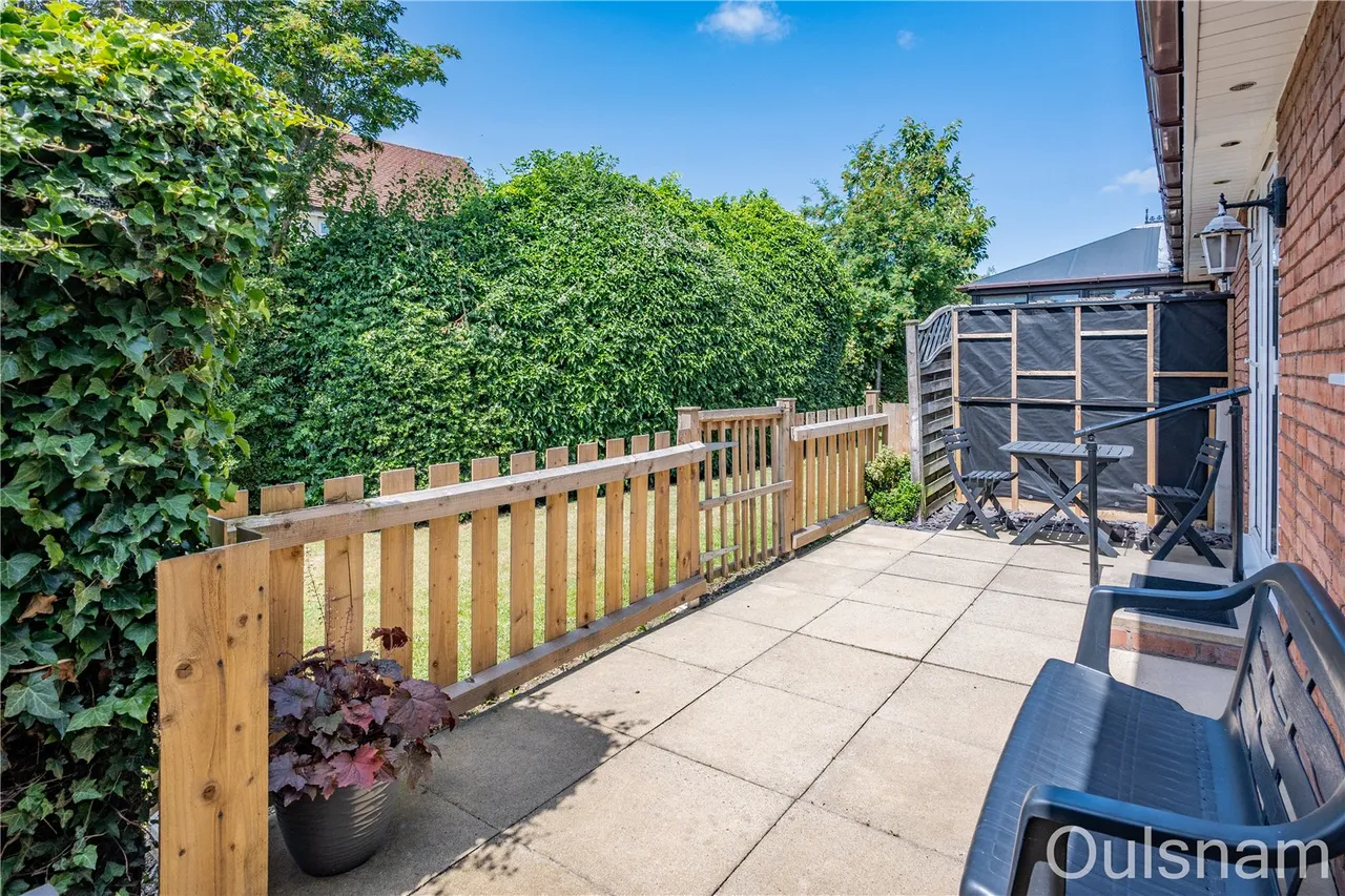 Spire View, Bromsgrove, Worcestershire, B61 8DZ, photo 2