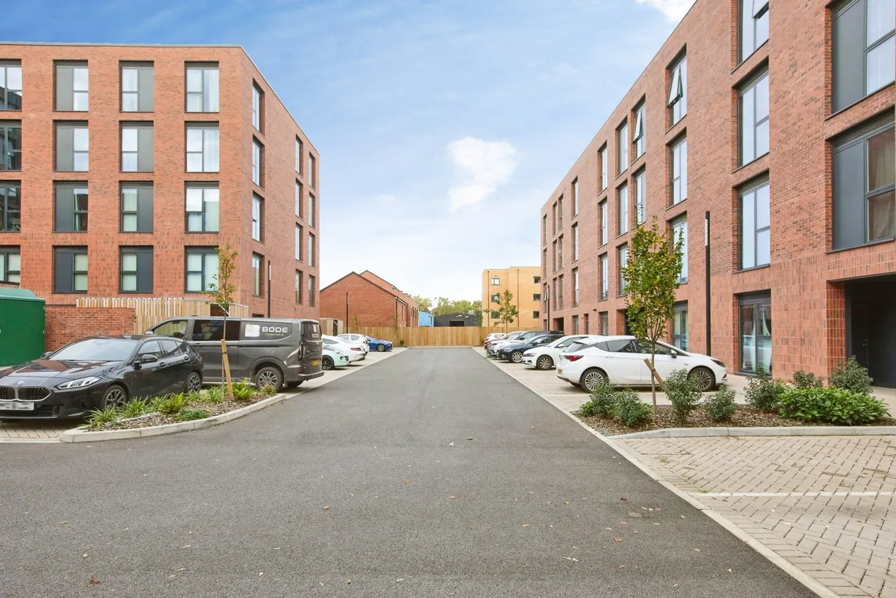Castleward Boulevard, Derby, DE1, photo 11
