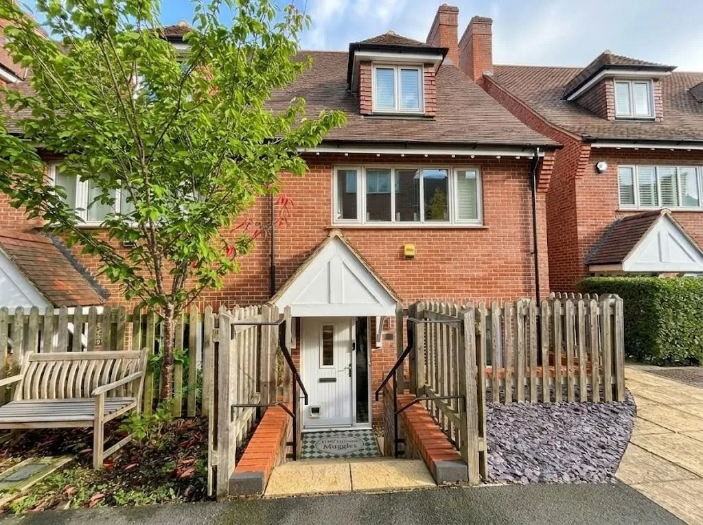 3 bed house for sale, Tommy Flowers Mews, Mill Hill, NW7