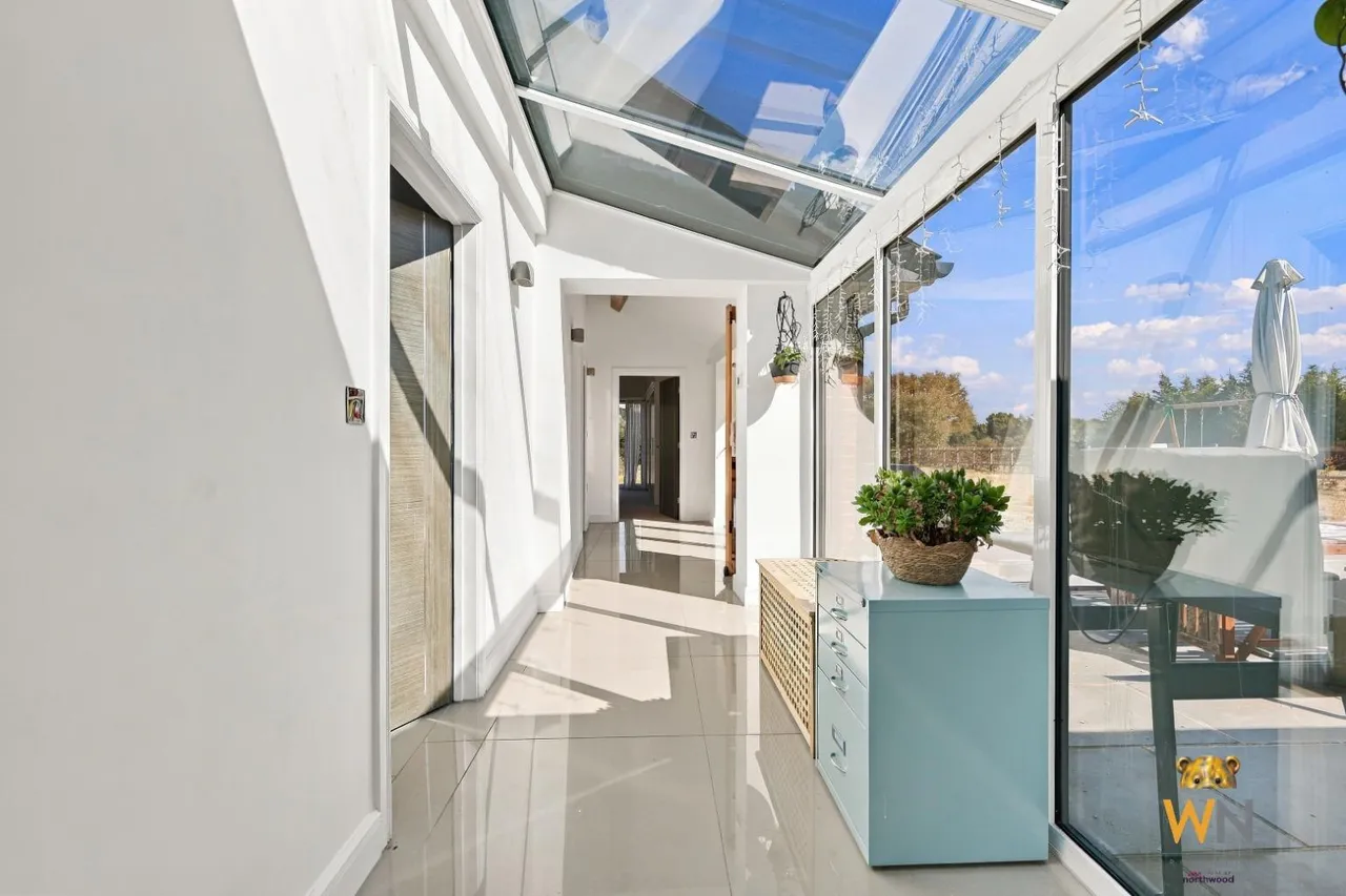 Hutton Meadow North Drive, Hutton, CM13, photo 12