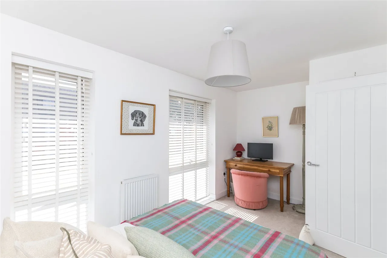 Chieftain Street, Bordon, GU35, photo 12