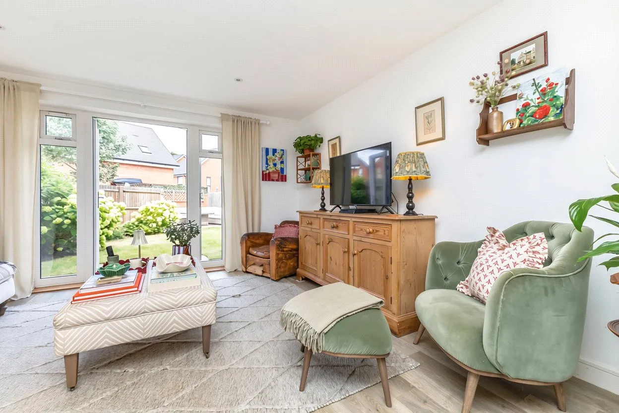 Chieftain Street, Bordon, GU35, photo 4