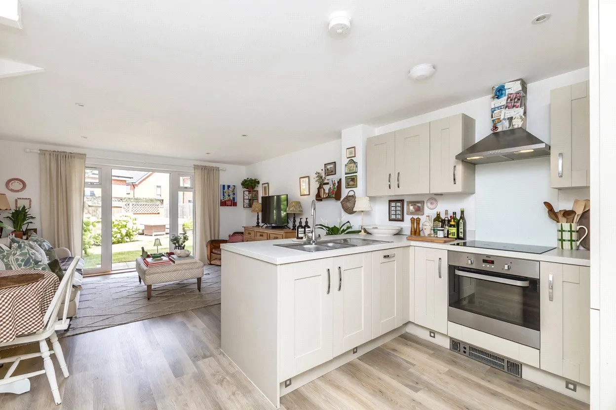 Chieftain Street, Bordon, GU35, photo 7