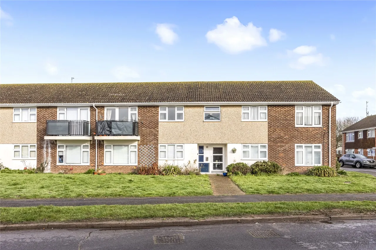 1 bed flat for sale, Bushby Close, Sompting, BN15