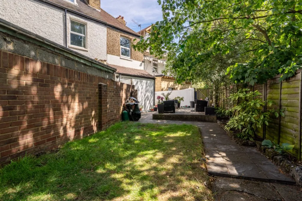 London Road, Northfleet, DA11, photo 16