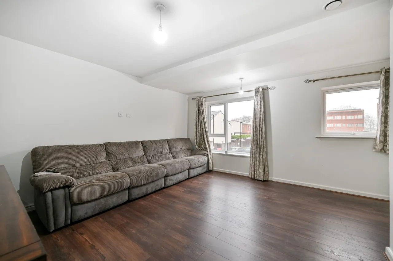 17 Finefield Walk, Slough, photo 6