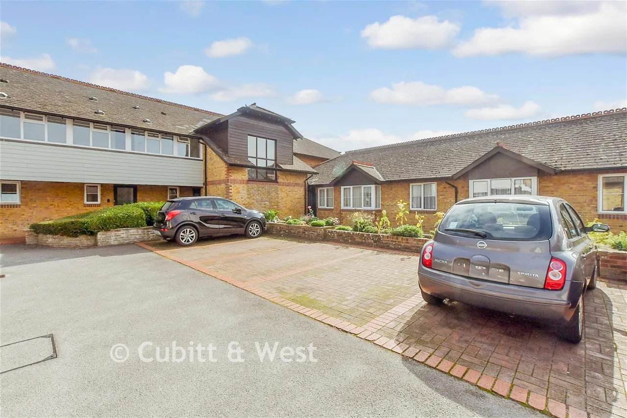 Nyetimber Lane, Aldwick, PO21, photo 9