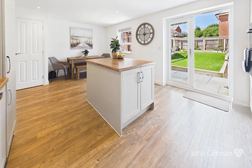 Dowling Road, Uttoxeter, photo 6