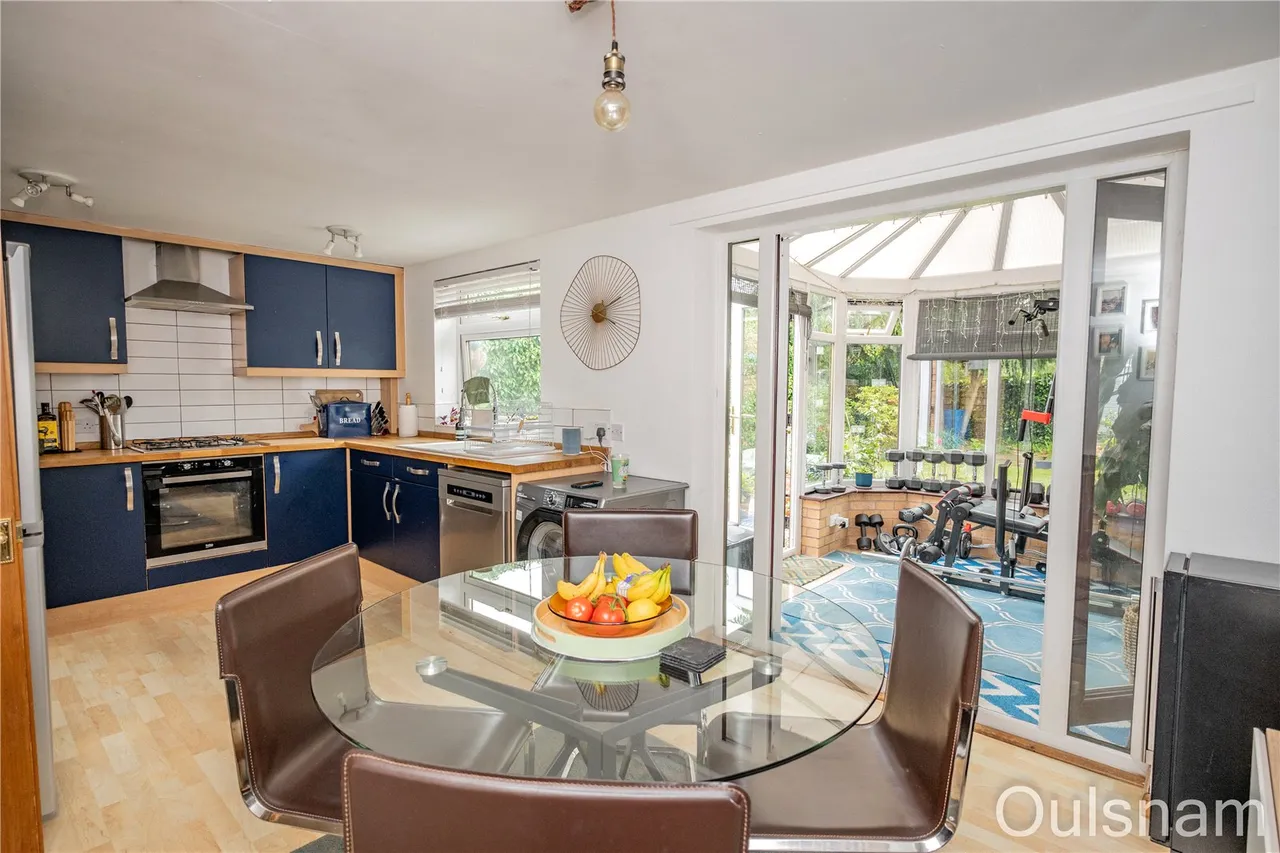 Mayfield Close, Catshill, Bromsgrove, Worcestershire, B61 0NR, photo 4